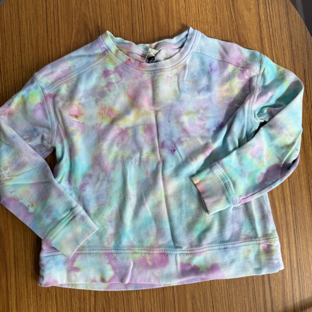 Universal Thread Ice Dye Boxy Sweatshirt M